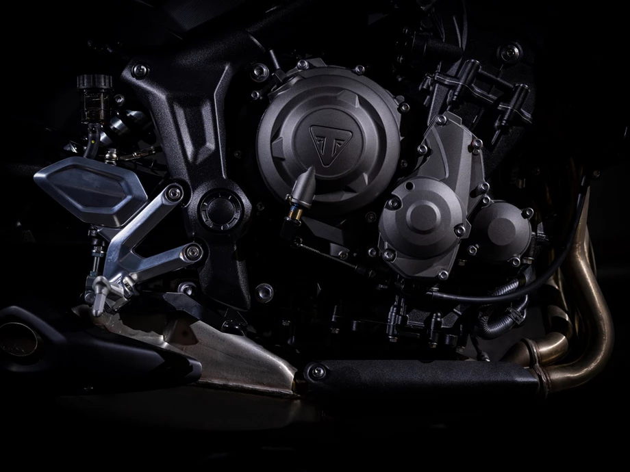 Umbgebautes Motorrad Triumph Trident 660 Bild 7: Umbgebautes Motorrad Triumph Trident 660