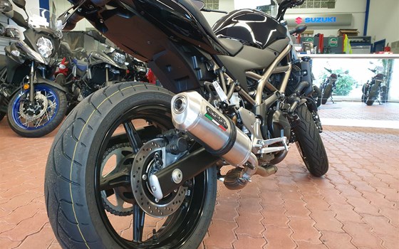 Umgebautes Motorrad Suzuki SV650 von Motorradtechnik Kranz GmbH - Bild 4 Umgebautes Motorrad Suzuki SV650 von Motorradtechnik Kranz GmbH - Bild 4