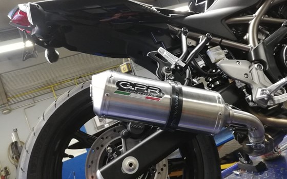 Umgebautes Motorrad Suzuki SV650 von Motorradtechnik Kranz GmbH - Bild 2 Umgebautes Motorrad Suzuki SV650 von Motorradtechnik Kranz GmbH - Bild 2