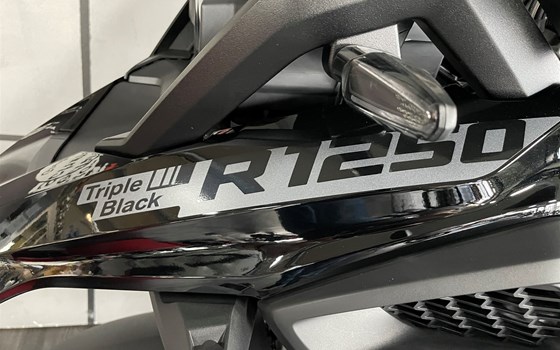 Umgebautes Motorrad BMW R 1250 GS von Moto-Technik Schmaus GmbH - Bild 5 Umgebautes Motorrad BMW R 1250 GS von Moto-Technik Schmaus GmbH - Bild 5