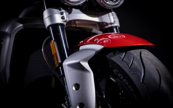 Umgebautes Motorrad Triumph Rocket 3 R von Triumph Emsland - Hertrampf Racing - Bild 16 Umgebautes Motorrad Triumph Rocket 3 R von Triumph Emsland - Hertrampf Racing - Bild 16