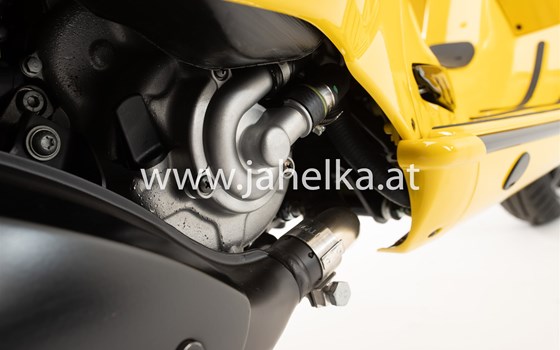 Umgebautes Motorrad Vespa GTS 300 hpe Super von Jahelka Zweirad GmbH - Bild 11 Umgebautes Motorrad Vespa GTS 300 hpe Super von Jahelka Zweirad GmbH - Bild 11