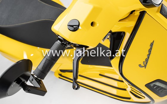 Umgebautes Motorrad Vespa GTS 300 hpe Super von Jahelka Zweirad GmbH - Bild 13 Umgebautes Motorrad Vespa GTS 300 hpe Super von Jahelka Zweirad GmbH - Bild 13