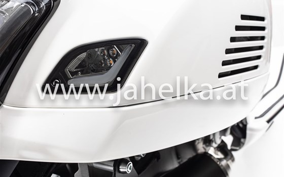 Umgebautes Motorrad Vespa GTS 300 i.e. Super von Jahelka Zweirad GmbH - Bild 16 Umgebautes Motorrad Vespa GTS 300 i.e. Super von Jahelka Zweirad GmbH - Bild 16