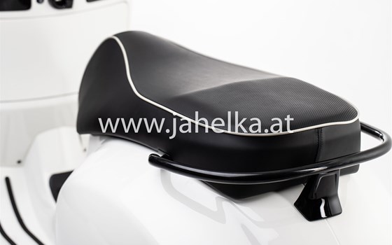 Umgebautes Motorrad Vespa GTS 300 i.e. Super von Jahelka Zweirad GmbH - Bild 19 Umgebautes Motorrad Vespa GTS 300 i.e. Super von Jahelka Zweirad GmbH - Bild 19