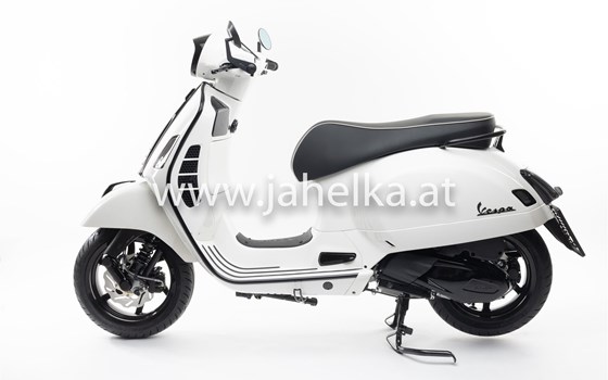 Umgebautes Motorrad Vespa GTS 300 i.e. Super von Jahelka Zweirad GmbH - Bild 2 Umgebautes Motorrad Vespa GTS 300 i.e. Super von Jahelka Zweirad GmbH - Bild 2