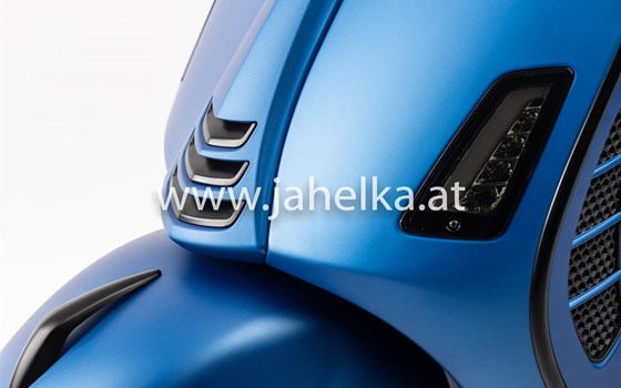Umgebautes Motorrad Vespa GTS 300 hpe Super Sport von Jahelka Zweirad GmbH - Bild 9 Umgebautes Motorrad Vespa GTS 300 hpe Super Sport von Jahelka Zweirad GmbH - Bild 9