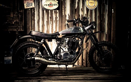 Umgebautes Motorrad Yamaha SR 500 von Top Speed e.K - Bild 1 Umgebautes Motorrad Yamaha SR 500 von Top Speed e.K - Bild 1
