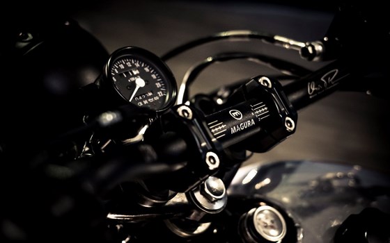 Umgebautes Motorrad Yamaha SR 500 von Top Speed e.K - Bild 4 Umgebautes Motorrad Yamaha SR 500 von Top Speed e.K - Bild 4