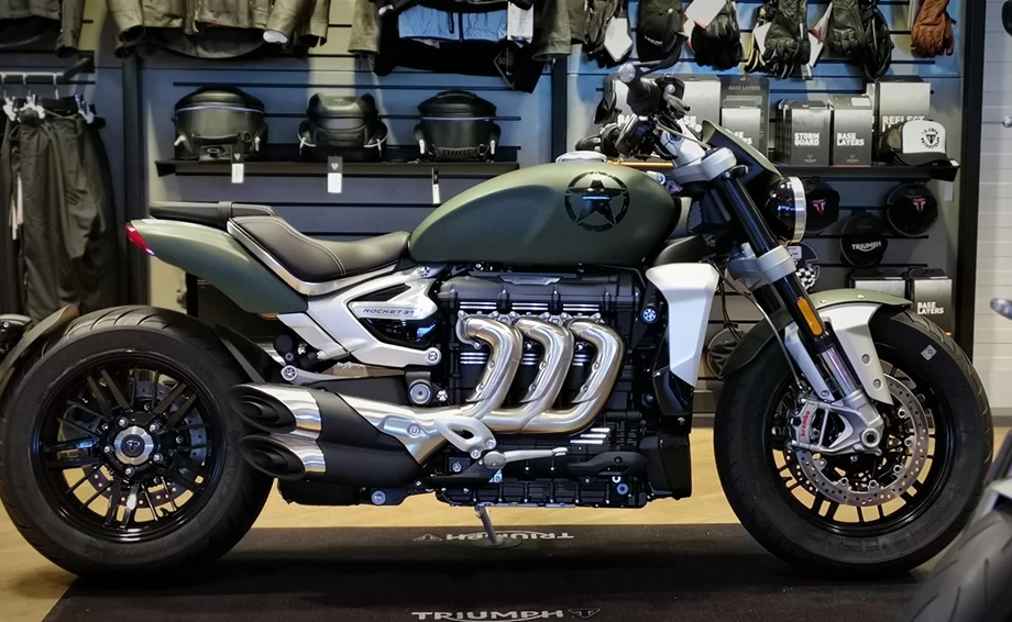 Umbgebautes Motorrad Triumph Rocket 3 R Bild 2: Umbgebautes Motorrad Triumph Rocket 3 R