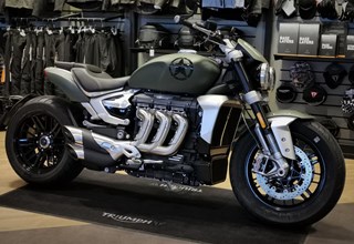 Triumph Rocket 3 R