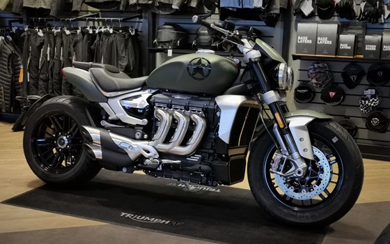 Umgebautes Motorrad Triumph Rocket 3 R von Stärker-Profil GmbH - Bild 1 Umgebautes Motorrad Triumph Rocket 3 R von Stärker-Profil GmbH - Bild 1