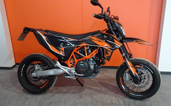 Umgebautes Motorrad KTM 690 SMC R von Zweirad  Sauerland - Bild 1 Umgebautes Motorrad KTM 690 SMC R von Zweirad  Sauerland - Bild 1