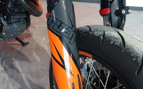 Umgebautes Motorrad KTM 690 SMC R von Zweirad  Sauerland - Bild 9 Umgebautes Motorrad KTM 690 SMC R von Zweirad  Sauerland - Bild 9