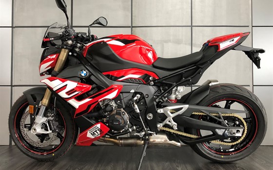Umgebautes Motorrad BMW S 1000 R von Moto-Technik Schmaus GmbH - Bild 3 Umgebautes Motorrad BMW S 1000 R von Moto-Technik Schmaus GmbH - Bild 3