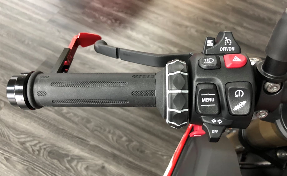 Umbgebautes Motorrad BMW S 1000 R Bild 10: Umbgebautes Motorrad BMW S 1000 R