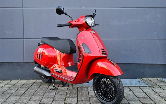 Umgebautes Motorrad Vespa GTS 300 hpe Super von MK Cycle Shop GmbH & Co. KG - Bild 2 Umgebautes Motorrad Vespa GTS 300 hpe Super von MK Cycle Shop GmbH & Co. KG - Bild 2