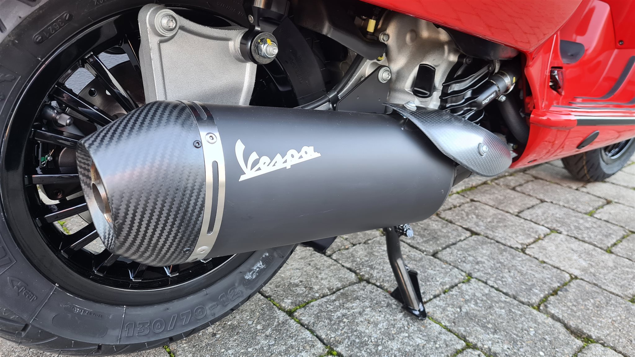 Umgebautes Motorrad Vespa GTS 300 hpe Super von MK Cycle Shop GmbH & Co. KG  