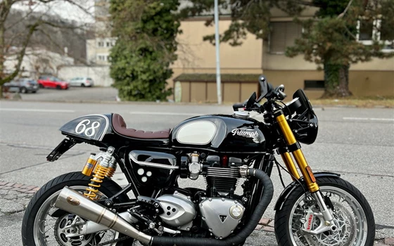 Umgebautes Motorrad Triumph Thruxton 1200R von Pat-Bikes AG - Bild 1 Umgebautes Motorrad Triumph Thruxton 1200R von Pat-Bikes AG - Bild 1