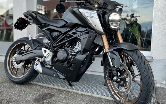 Umgebautes Motorrad Honda CB 125 von Direct Performance - Bild 5 Umgebautes Motorrad Honda CB 125 von Direct Performance - Bild 5