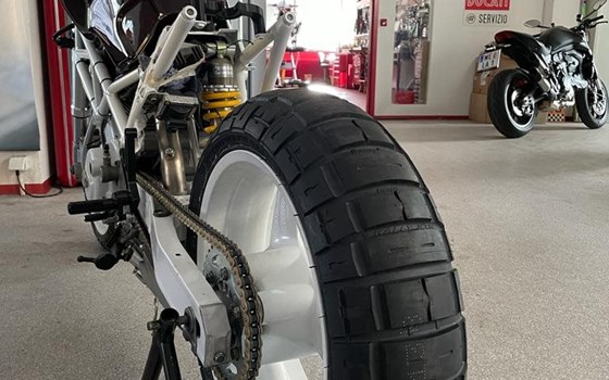 Umgebautes Motorrad Ducati Monster von W.West Performance - Bild 1 Umgebautes Motorrad Ducati Monster von W.West Performance - Bild 1