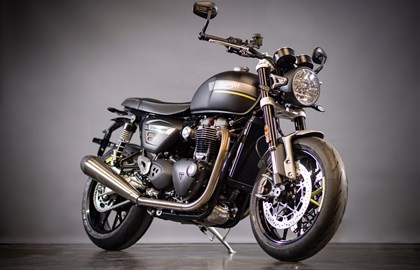 Triumph Speed Twin 1200 Custom Bike