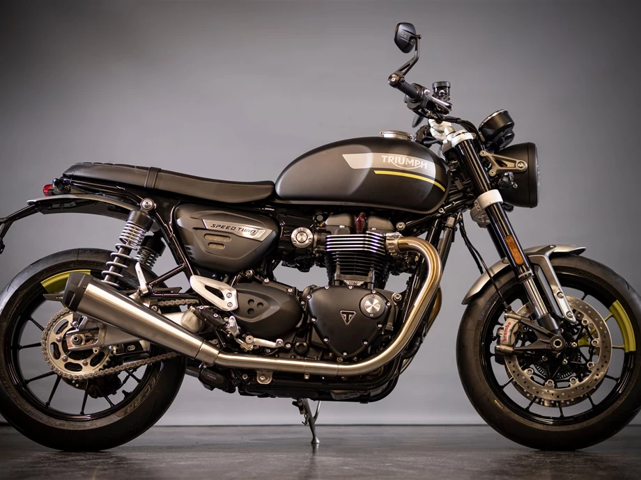 Umbgebautes Motorrad Triumph Speed Twin 1200 Bild 2: Umbgebautes Motorrad Triumph Speed Twin 1200