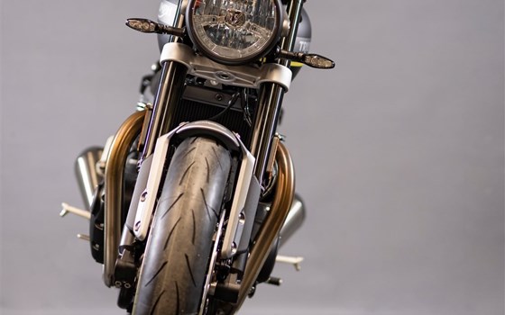 Umgebautes Motorrad Triumph Speed Twin 1200 von Triumph Emsland - Hertrampf Racing - Bild 21 Umgebautes Motorrad Triumph Speed Twin 1200 von Triumph Emsland - Hertrampf Racing - Bild 21