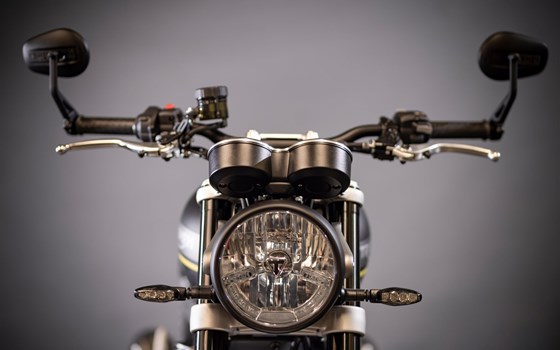 Umgebautes Motorrad Triumph Speed Twin 1200 von Triumph Emsland - Hertrampf Racing - Bild 22 Umgebautes Motorrad Triumph Speed Twin 1200 von Triumph Emsland - Hertrampf Racing - Bild 22