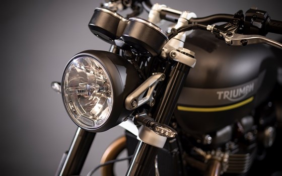 Umgebautes Motorrad Triumph Speed Twin 1200 von Triumph Emsland - Hertrampf Racing - Bild 23 Umgebautes Motorrad Triumph Speed Twin 1200 von Triumph Emsland - Hertrampf Racing - Bild 23