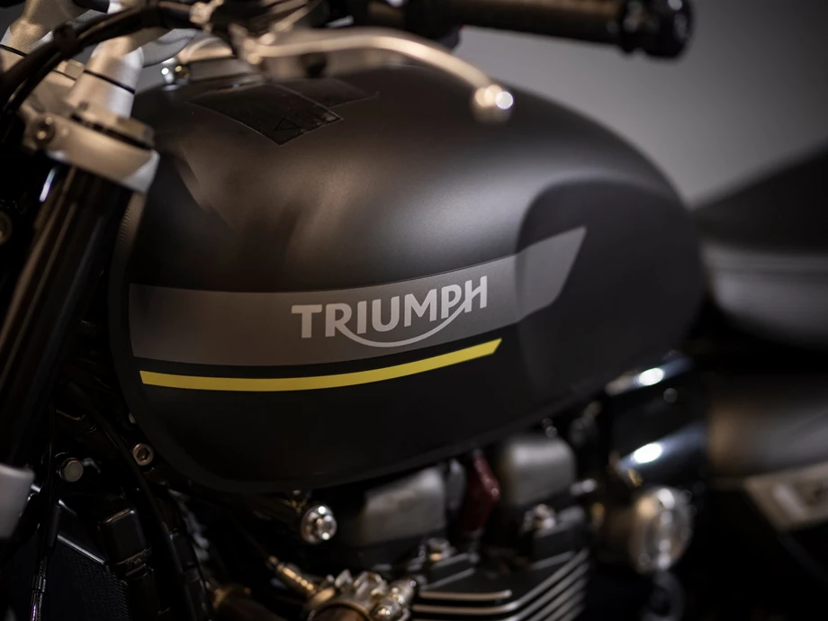 Umbgebautes Motorrad Triumph Speed Twin 1200 Bild 24: Umbgebautes Motorrad Triumph Speed Twin 1200