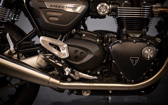 Umgebautes Motorrad Triumph Speed Twin 1200 von Triumph Emsland - Hertrampf Racing - Bild 6 Umgebautes Motorrad Triumph Speed Twin 1200 von Triumph Emsland - Hertrampf Racing - Bild 6