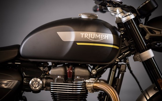 Umgebautes Motorrad Triumph Speed Twin 1200 von Triumph Emsland - Hertrampf Racing - Bild 7 Umgebautes Motorrad Triumph Speed Twin 1200 von Triumph Emsland - Hertrampf Racing - Bild 7