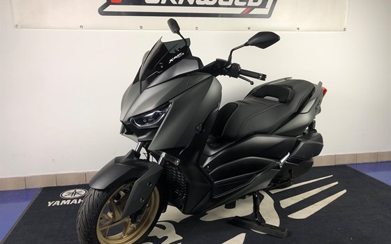 Umgebautes Motorrad Yamaha XMAX 300 Tech MAX von Zweirad Zentrum Fernwald - Bild 9