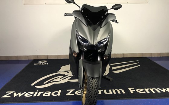 Umgebautes Motorrad Yamaha XMAX 300 Tech MAX von Zweirad Zentrum Fernwald - Bild 2
