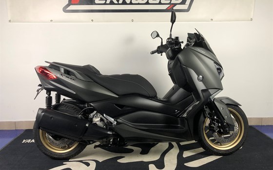 Umgebautes Motorrad Yamaha XMAX 300 Tech MAX von Zweirad Zentrum Fernwald - Bild 4