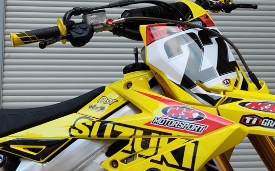 Umgebautes Motorrad Suzuki RM-Z250 von H&K Motorsport - Bild 16 Umgebautes Motorrad Suzuki RM-Z250 von H&K Motorsport - Bild 16