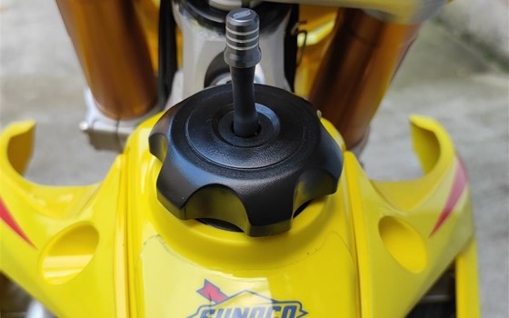 Umgebautes Motorrad Suzuki RM-Z250 von H&K Motorsport - Bild 15 Umgebautes Motorrad Suzuki RM-Z250 von H&K Motorsport - Bild 15