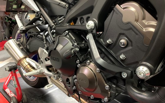 Umgebautes Motorrad Yamaha MT-09 SP von GSN Motorraeder - Bild 15 Umgebautes Motorrad Yamaha MT-09 SP von GSN Motorraeder - Bild 15
