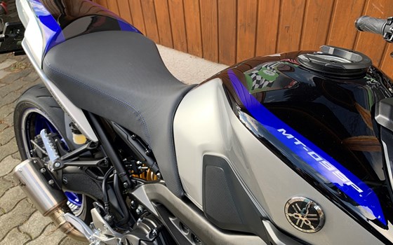 Umgebautes Motorrad Yamaha MT-09 SP von GSN Motorraeder - Bild 19 Umgebautes Motorrad Yamaha MT-09 SP von GSN Motorraeder - Bild 19