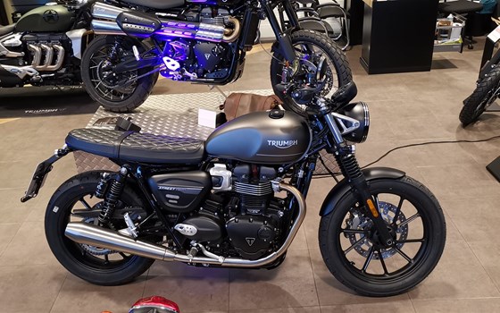 Umgebautes Motorrad Triumph Street Twin von Stärker-Profil GmbH - Bild 10 Umgebautes Motorrad Triumph Street Twin von Stärker-Profil GmbH - Bild 10