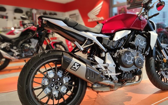 Umgebautes Motorrad Honda CB 1000 R von Auto Hermes GmbH & Co. KG - Bild 1 Umgebautes Motorrad Honda CB 1000 R von Auto Hermes GmbH & Co. KG - Bild 1