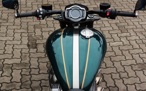 Umgebautes Motorrad Triumph Rocket 3 R von Marios Motorrad-Shop GmbH - Bild 7 Umgebautes Motorrad Triumph Rocket 3 R von Marios Motorrad-Shop GmbH - Bild 7