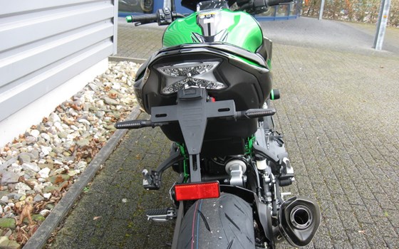 Umgebautes Motorrad Kawasaki Z900 von Alfred Kührer Moto-Service u. Zubehör - Bild 13 Umgebautes Motorrad Kawasaki Z900 von Alfred Kührer Moto-Service u. Zubehör - Bild 13