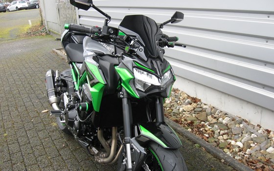 Umgebautes Motorrad Kawasaki Z900 von Alfred Kührer Moto-Service u. Zubehör - Bild 3 Umgebautes Motorrad Kawasaki Z900 von Alfred Kührer Moto-Service u. Zubehör - Bild 3