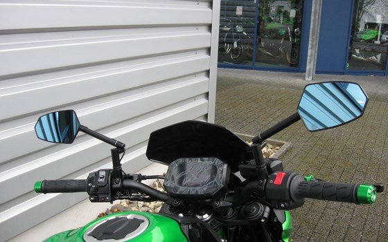 Umgebautes Motorrad Kawasaki Z900 von Alfred Kührer Moto-Service u. Zubehör - Bild 9 Umgebautes Motorrad Kawasaki Z900 von Alfred Kührer Moto-Service u. Zubehör - Bild 9