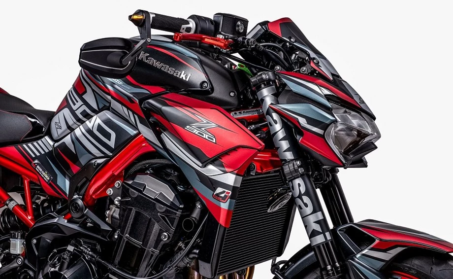 Umbgebautes Motorrad Kawasaki Z900 Bild 4: Umbgebautes Motorrad Kawasaki Z900