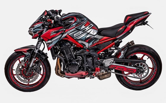 Umgebautes Motorrad Kawasaki Z900 von Bikers-Euroshop - Bild 3 Umgebautes Motorrad Kawasaki Z900 von Bikers-Euroshop - Bild 3