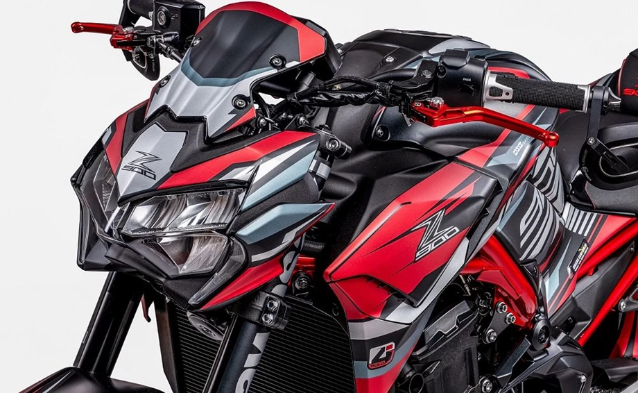 Umbgebautes Motorrad Kawasaki Z900 Bild 6: Umbgebautes Motorrad Kawasaki Z900