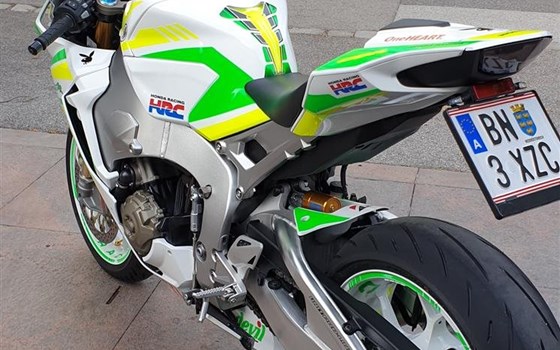 Umgebautes Motorrad Honda CBR1000RR Fireblade SP von boeserbub - Bild 15 Umgebautes Motorrad Honda CBR1000RR Fireblade SP von boeserbub - Bild 15